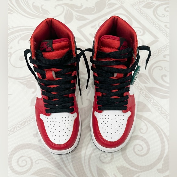 Verified Jordan 1 Retro High Chicago size 5W only 🅿️🅿️ - Picture 2 of 16